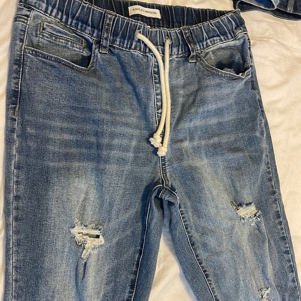 Size 11 ripped skinny jeans